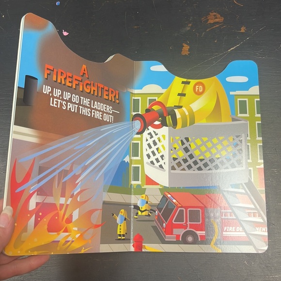 When I Grow Up cardboard children’s book - Picture 5 of 15